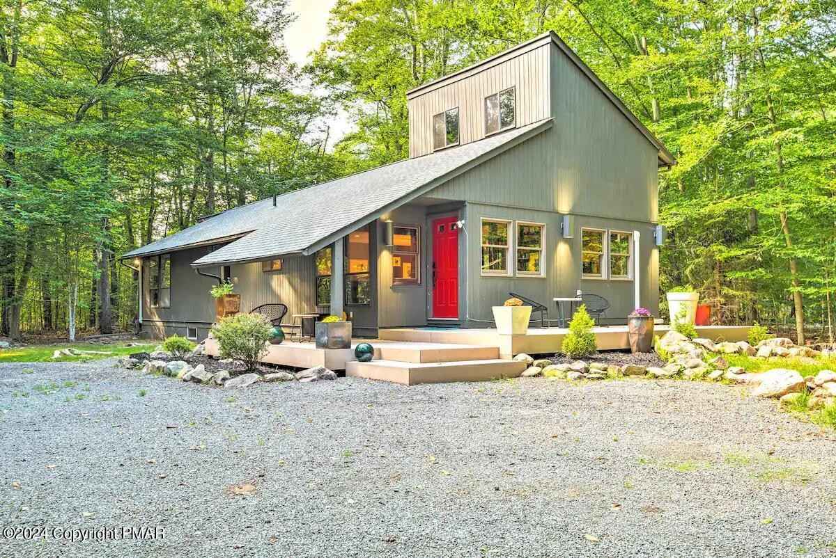 132 Leatherstocking Ln  