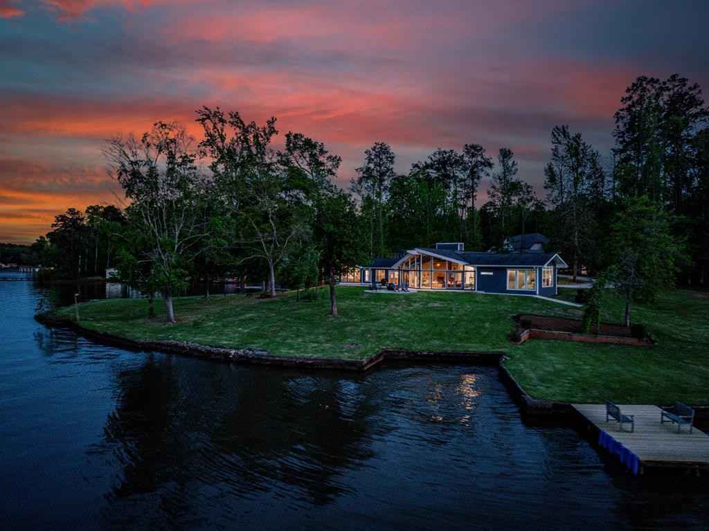 111 Northshore Dr  