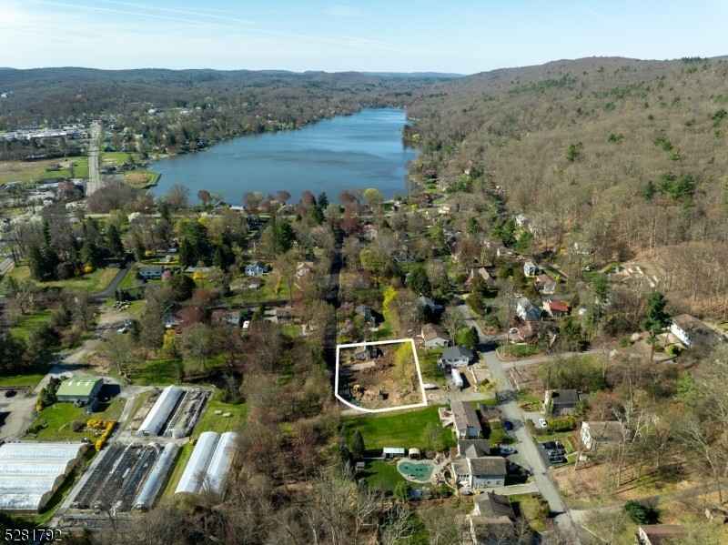37 Grandview Ln  