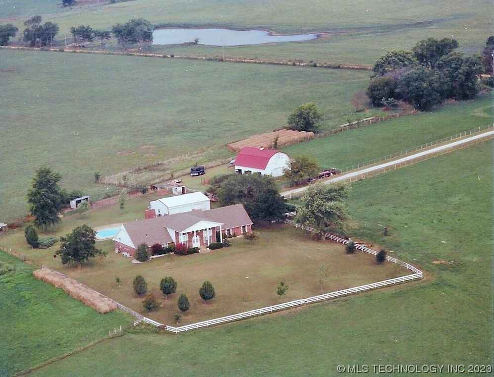 434525 E 340 Rd  