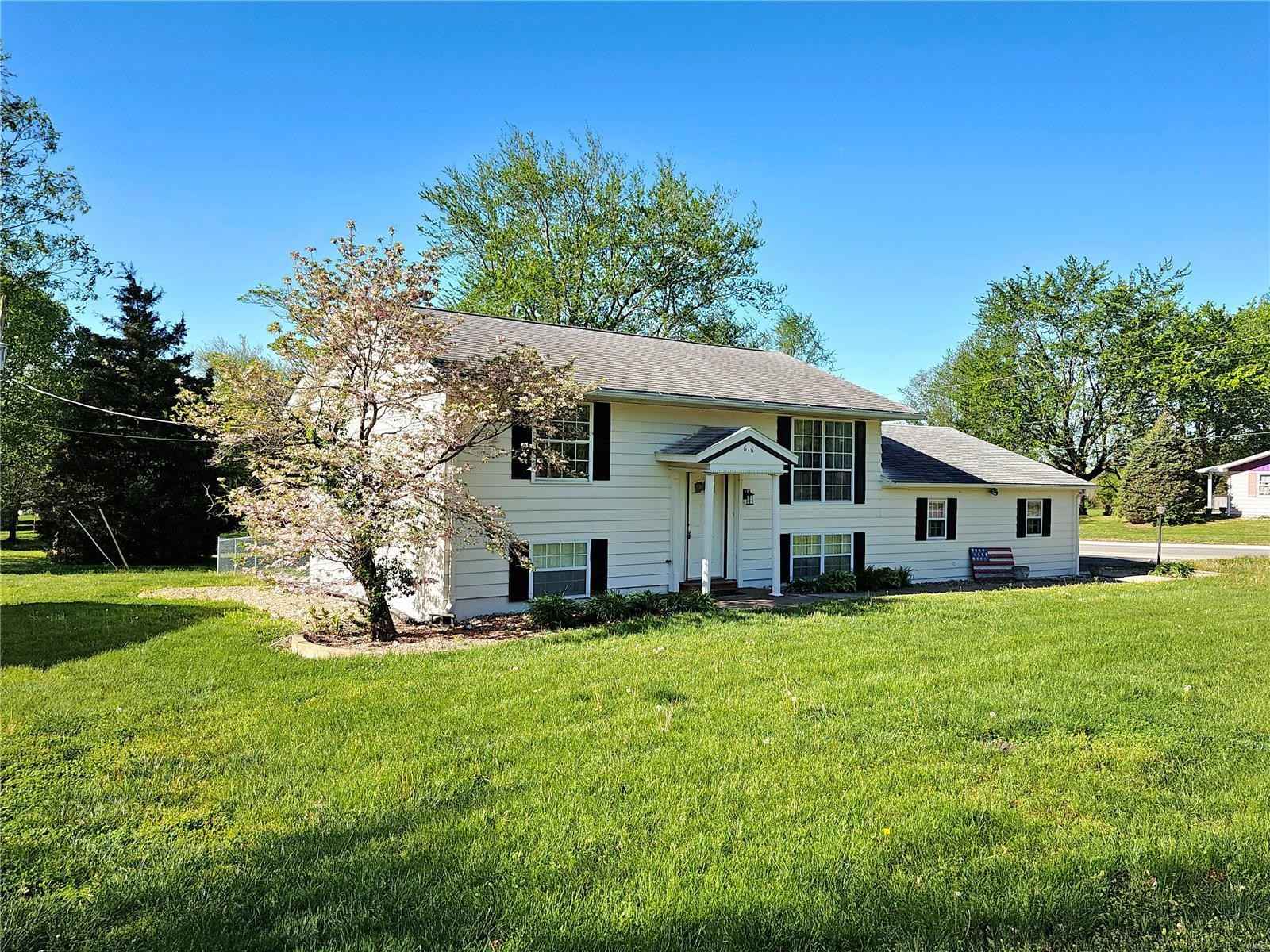 616 West University Ave  