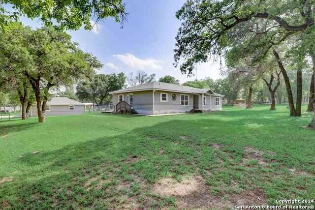 285 OAK Holw DR  