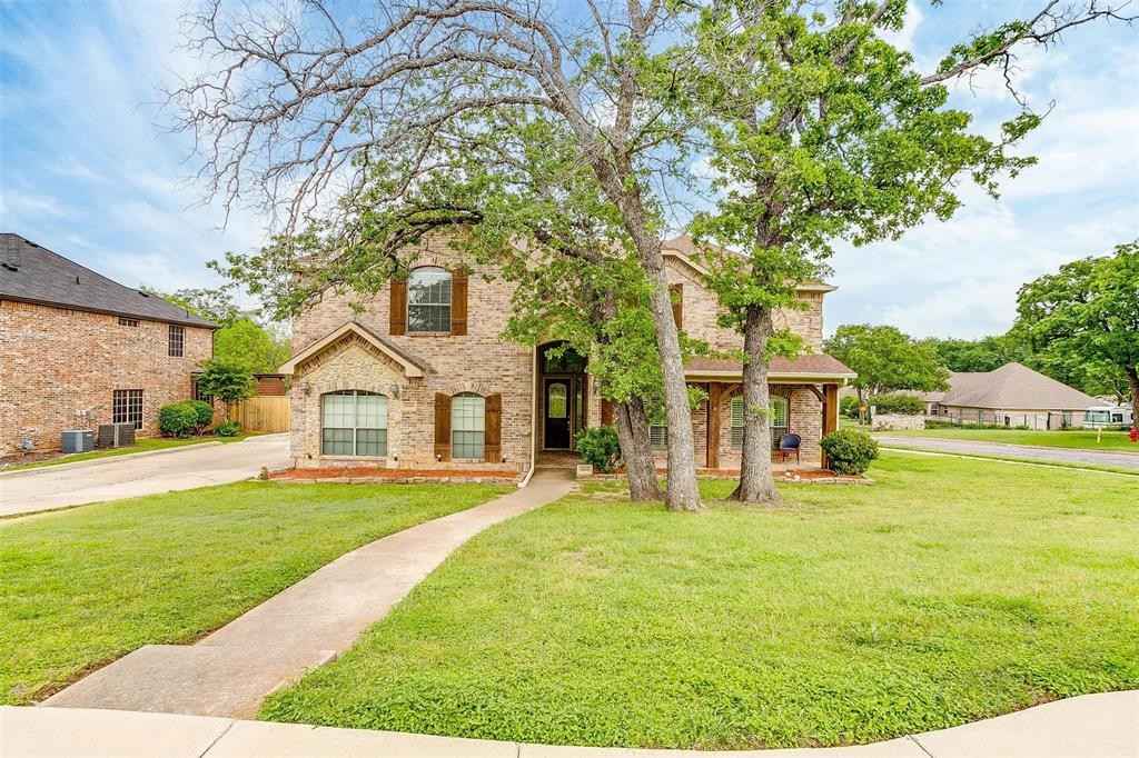 800 Whitley Ct  