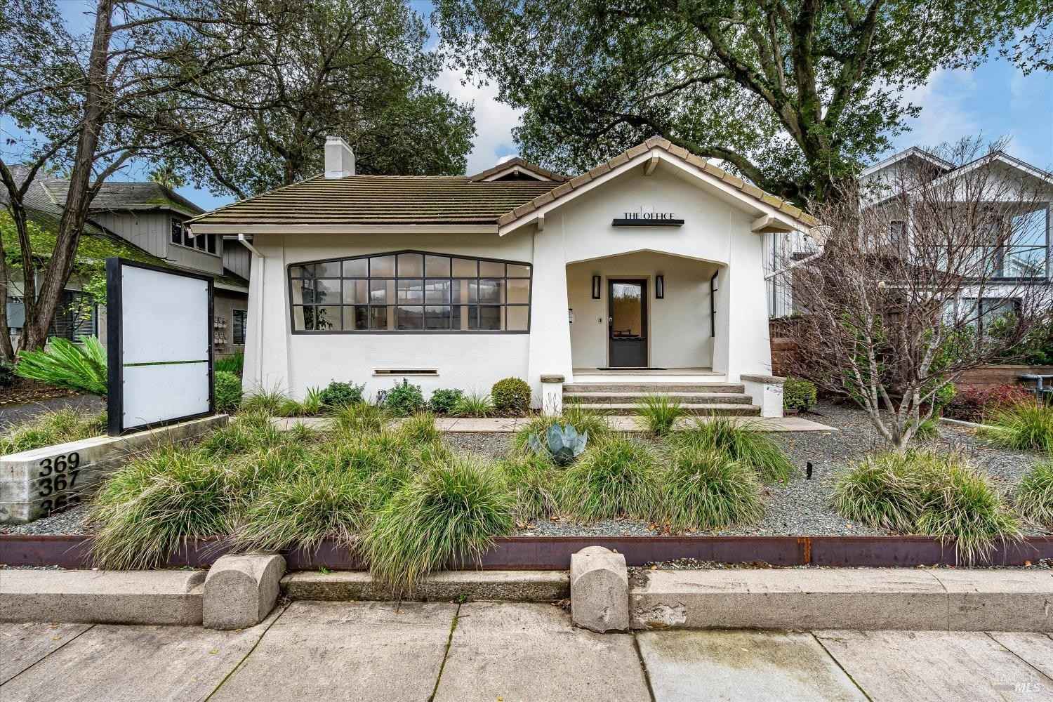 369 W Napa St  