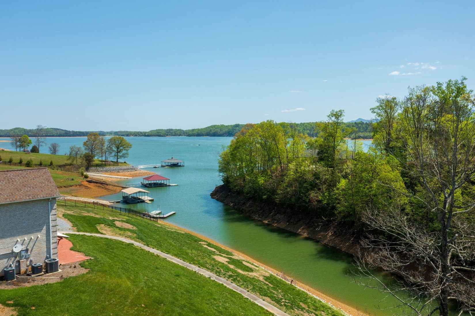 154 Scenic Shrs Dr  