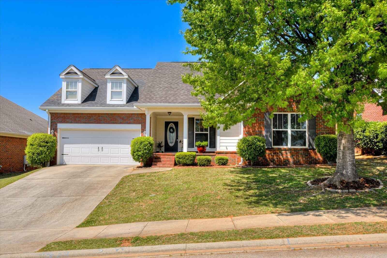 908 Sedgefield Cir  
