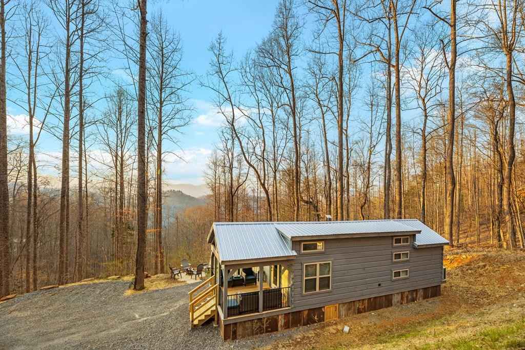 37-37 Barberry Dr  