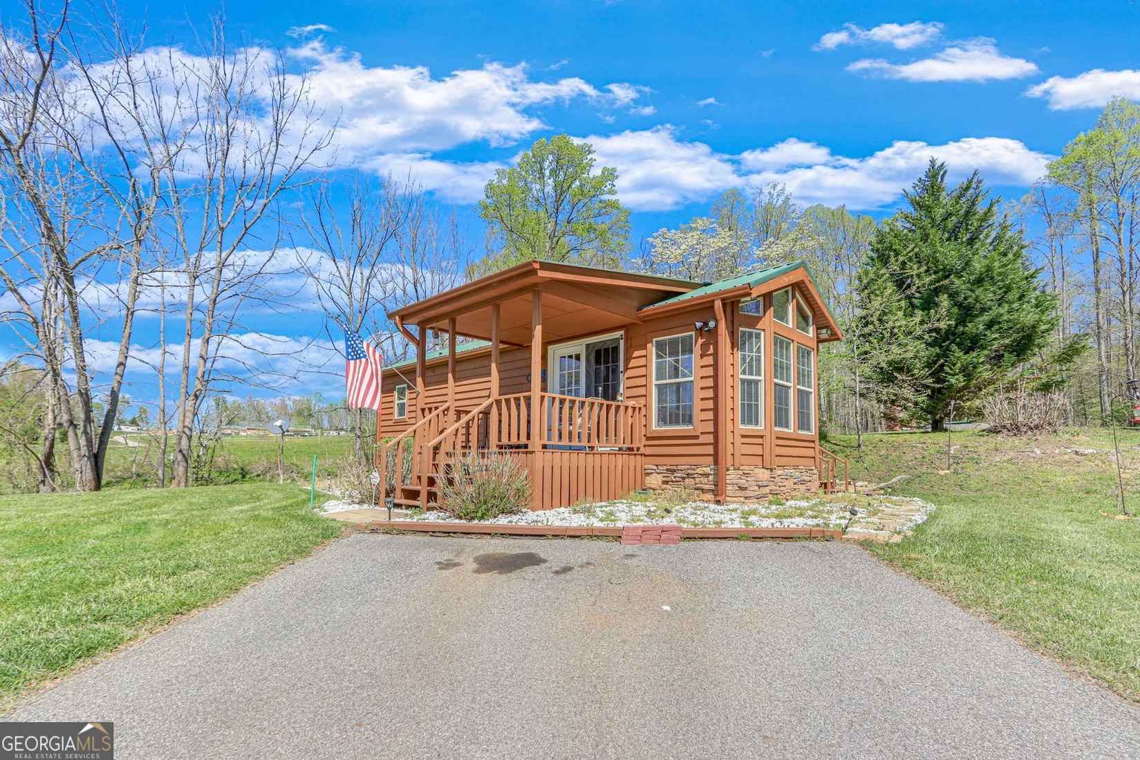 87 Chimney Rdg  