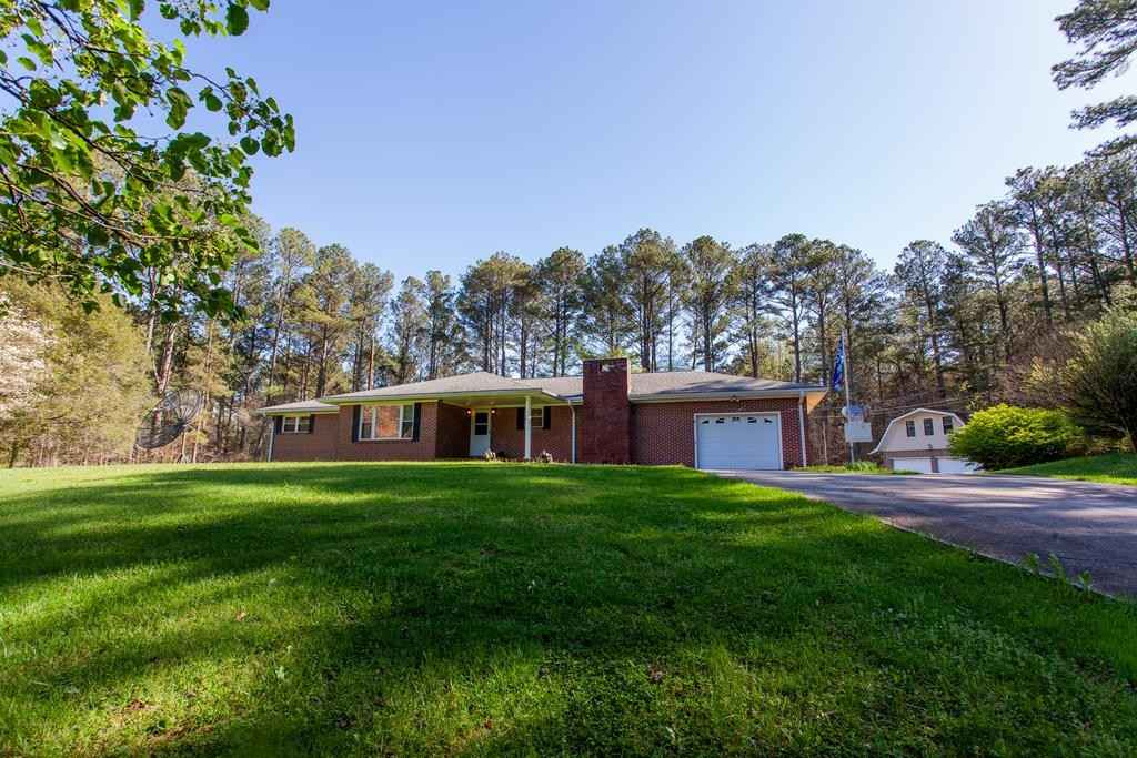 110 Pinecrest Dr  