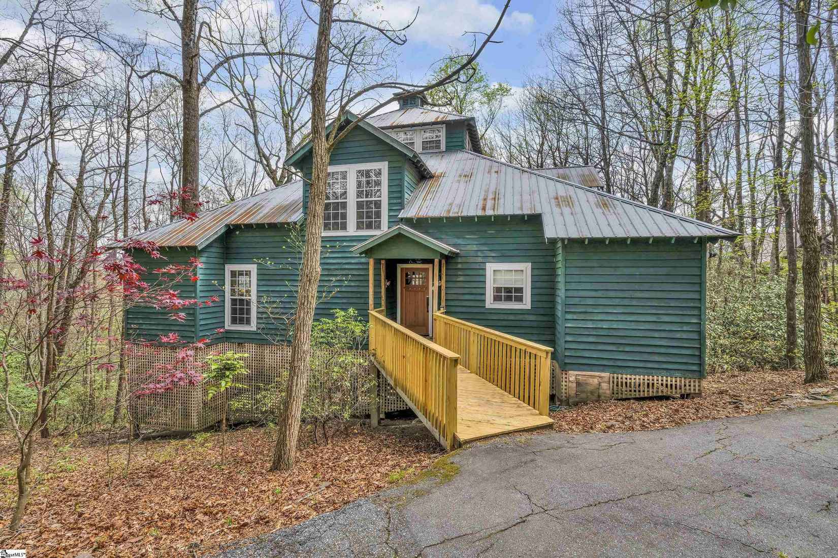 304 Cliff Rdg Dr  