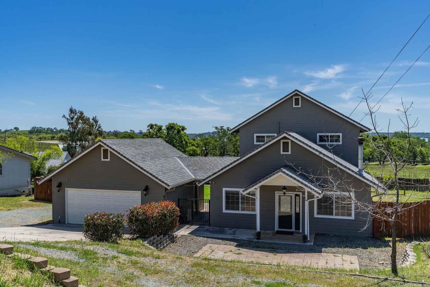 4130 Lakeview Dr  