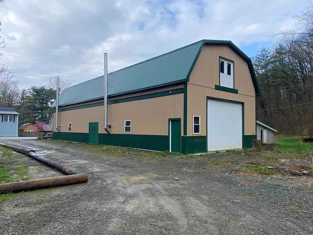 10387 Hamilton Rd  