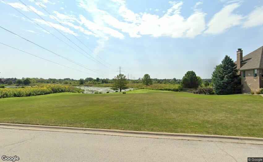 8851 Port Washington Dr  