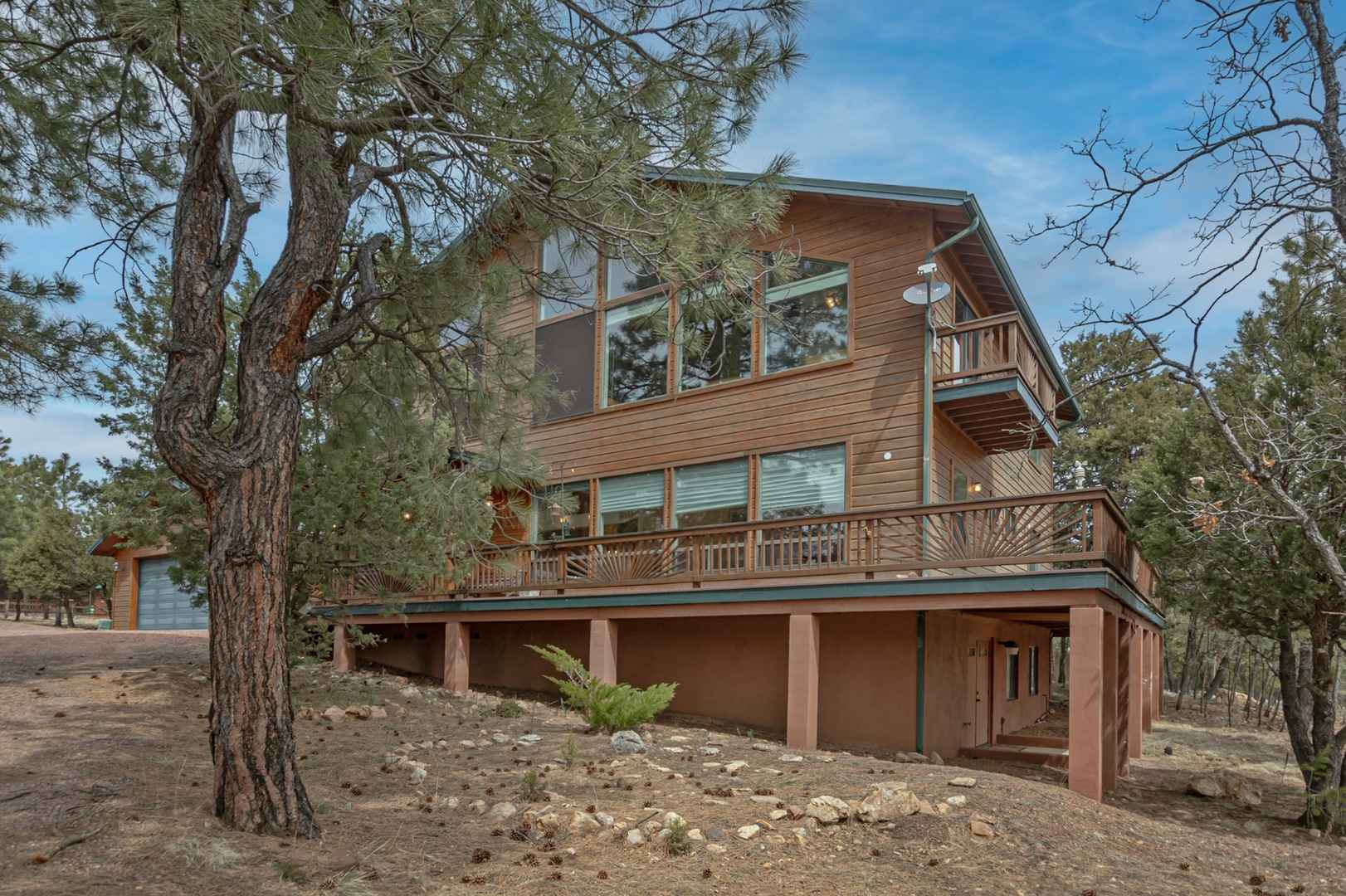 2409 Starlight Dr  