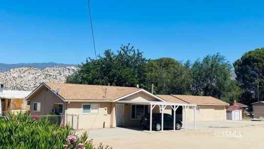 2201 Commercial Ave  