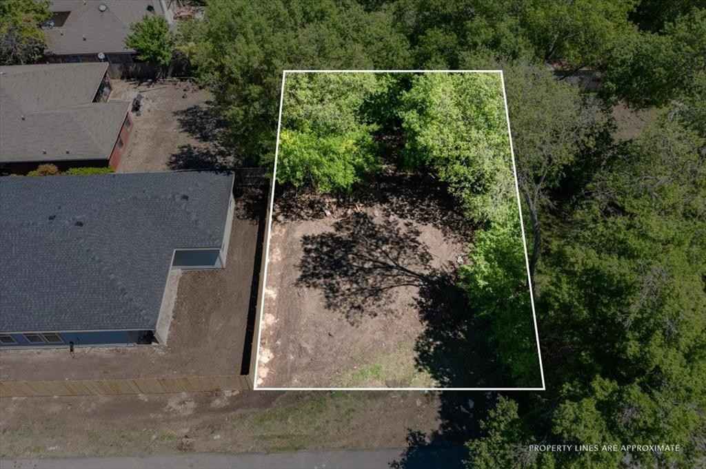 3412 E Frio Dr  