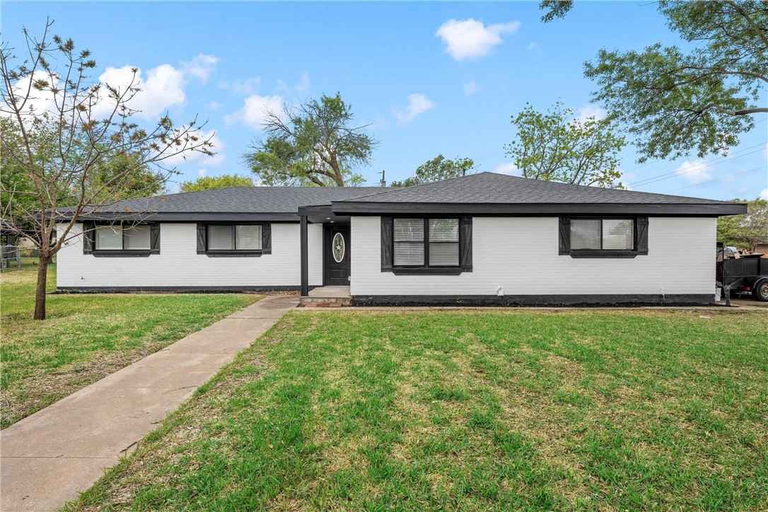 464 Cranbrook Dr  