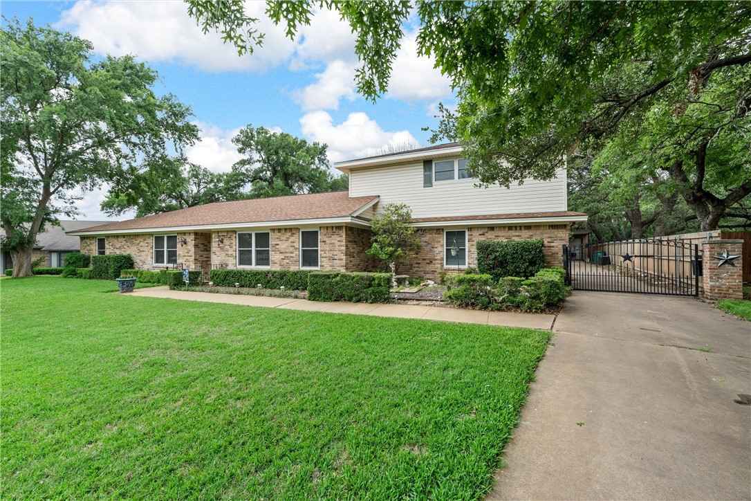 3217 Pioneer Cir  