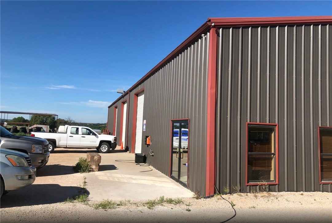 3005 E Us Hwy 190  