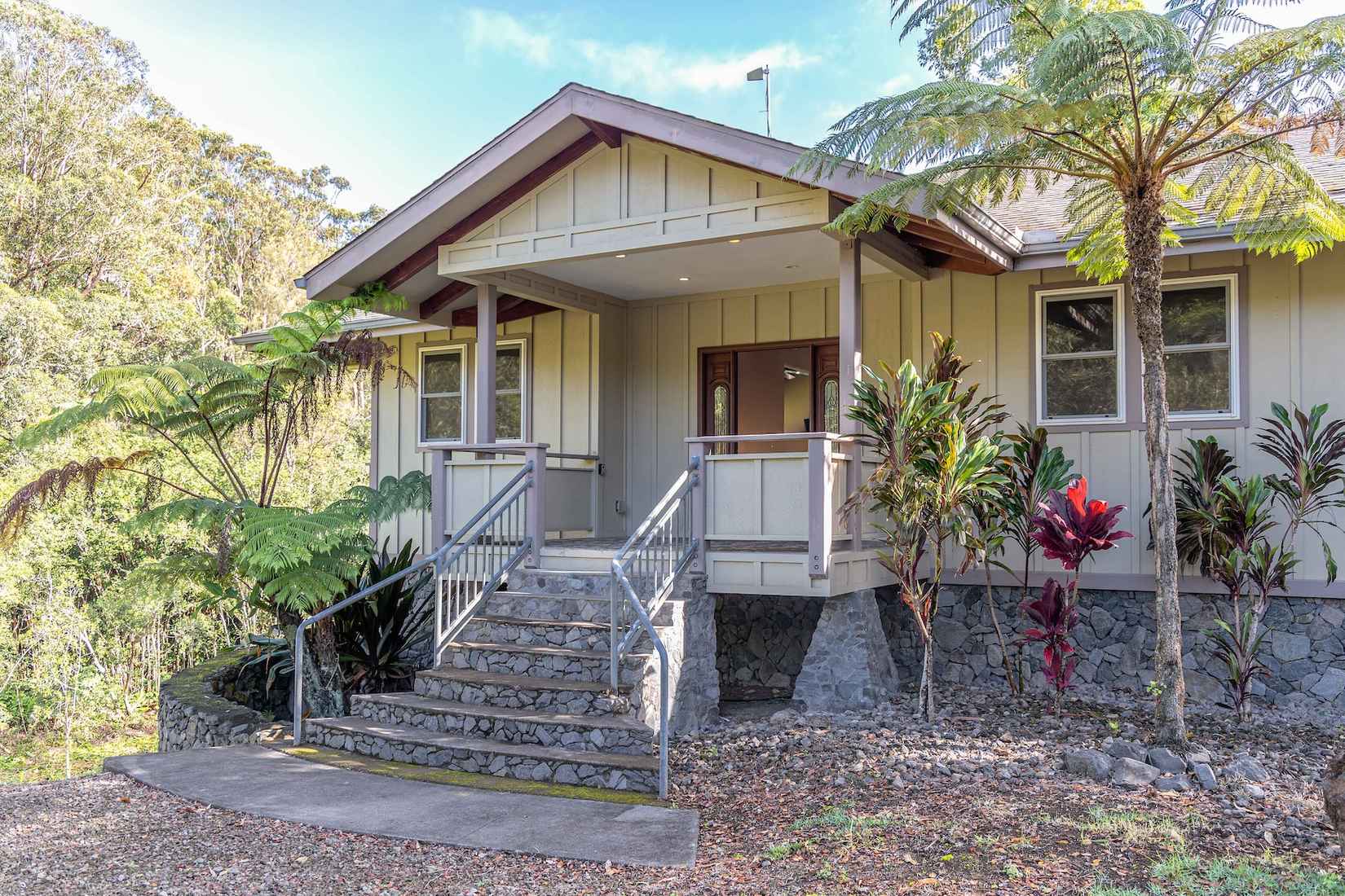 46-3910 Kahana Dr  