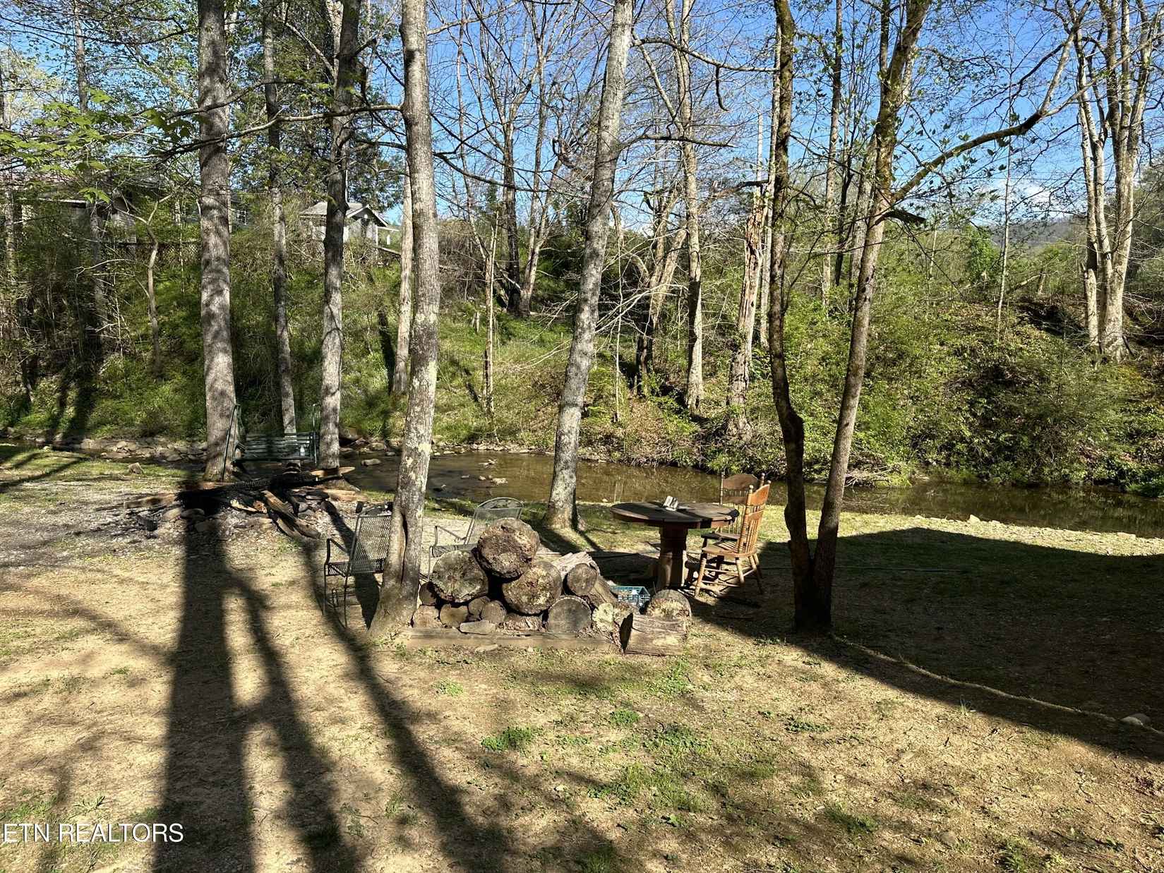 906 911 Laurel Lick Rd  