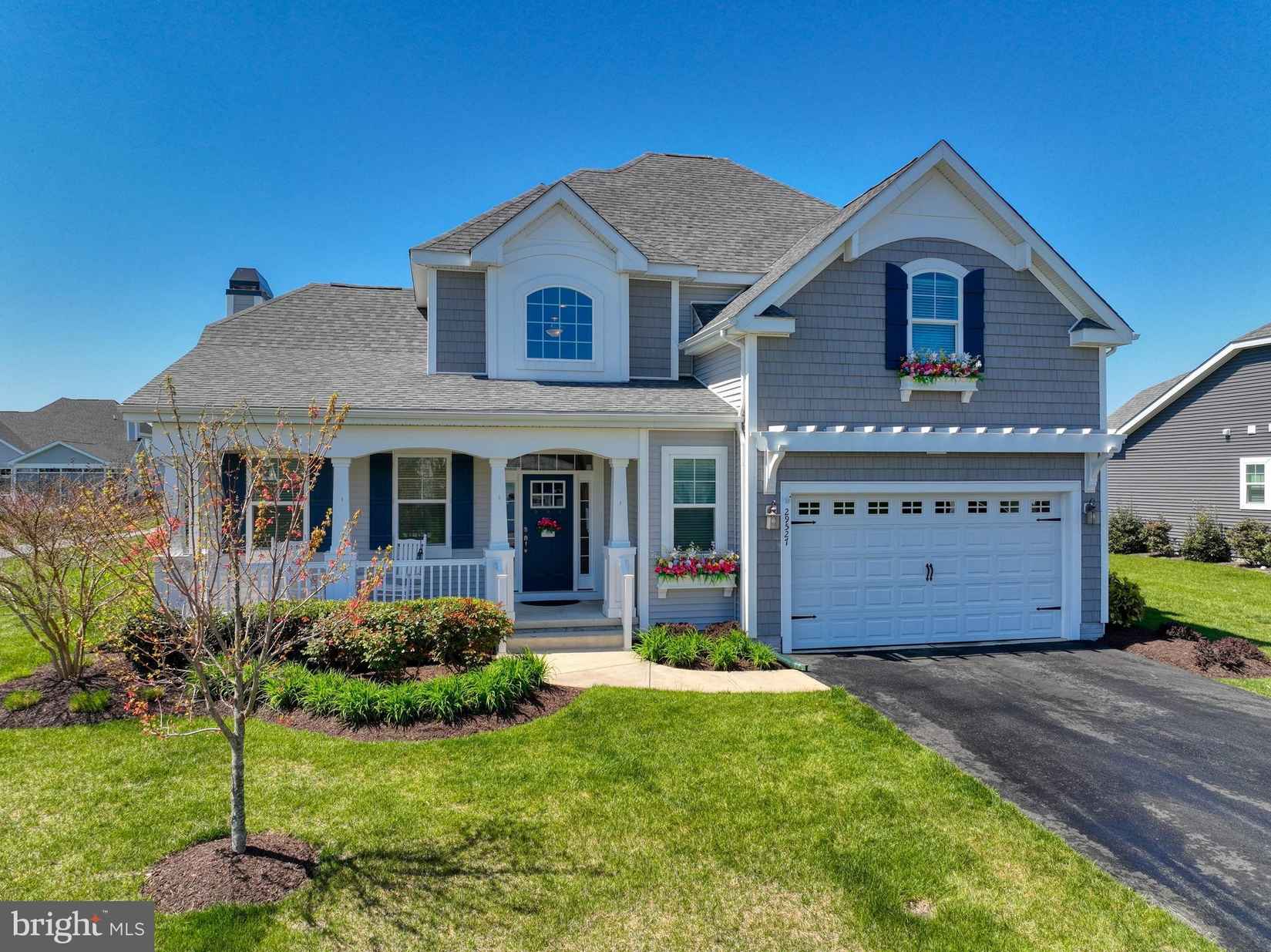 29527 Patrick Henry Cir  