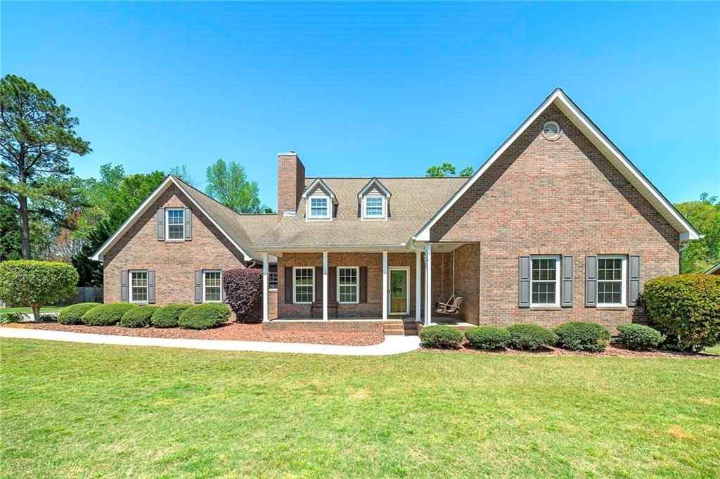 3005 Beverly Ct  