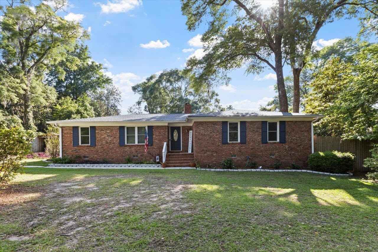 3712 Lifford Cir  