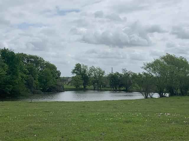 1911' of FM 1948 Frontage Miles of Vws  