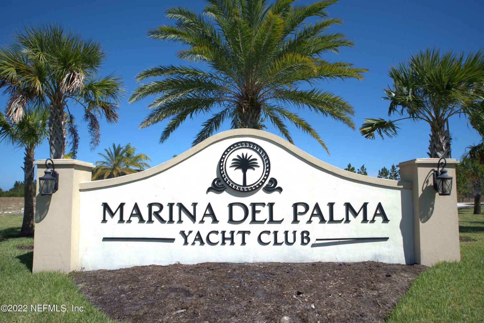 23 DEL PALMA Dr  