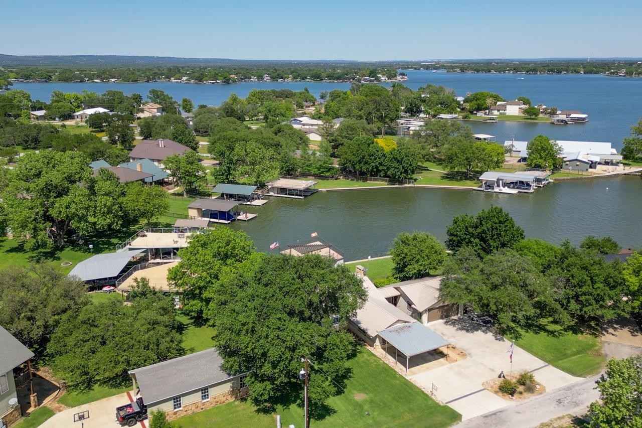 213 Lakeview  