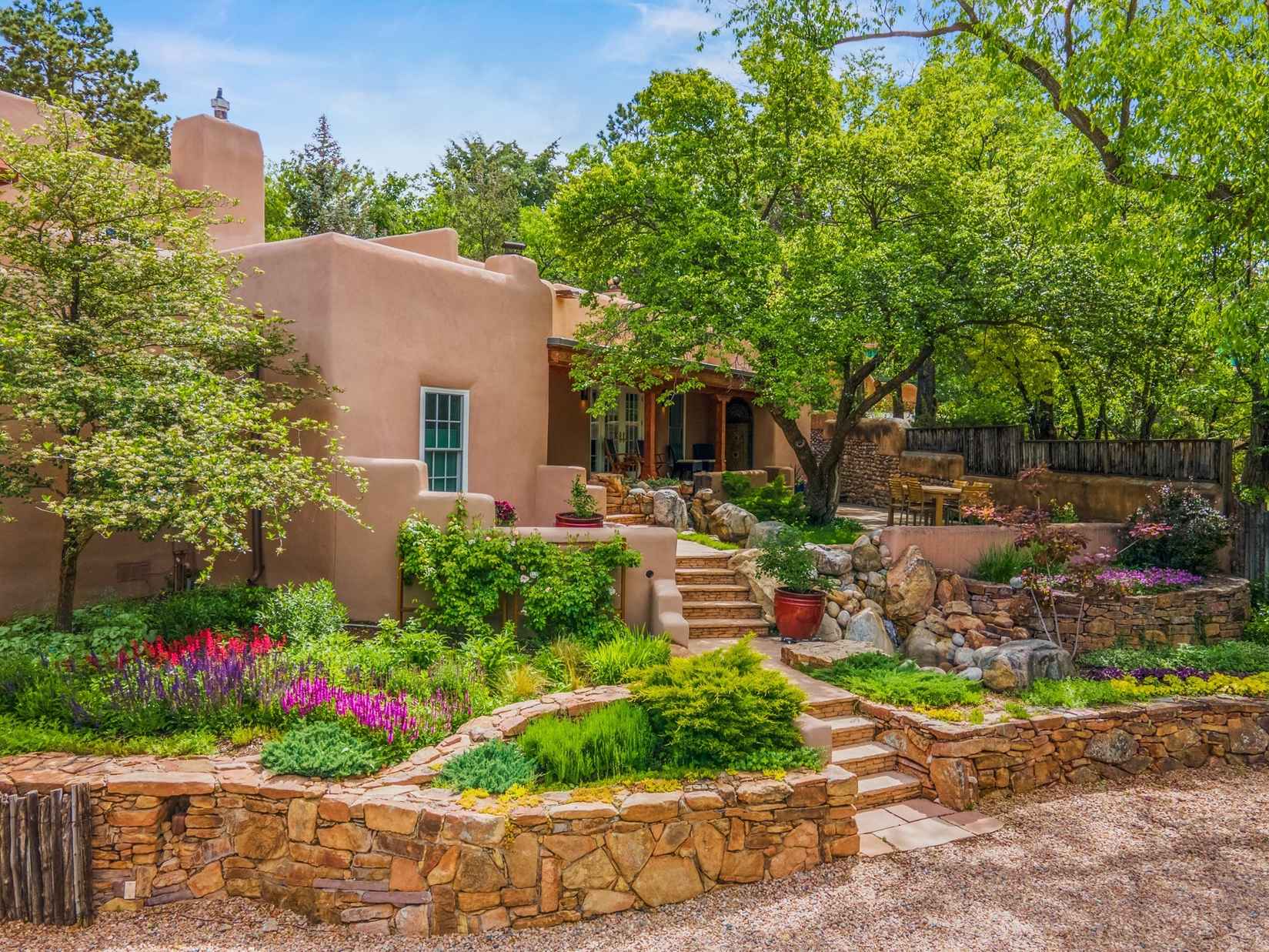 541 CAMINO RANCHEROS  