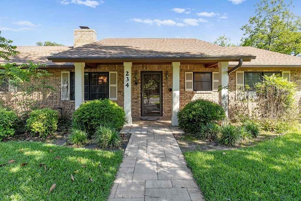 234 West Pecan St  