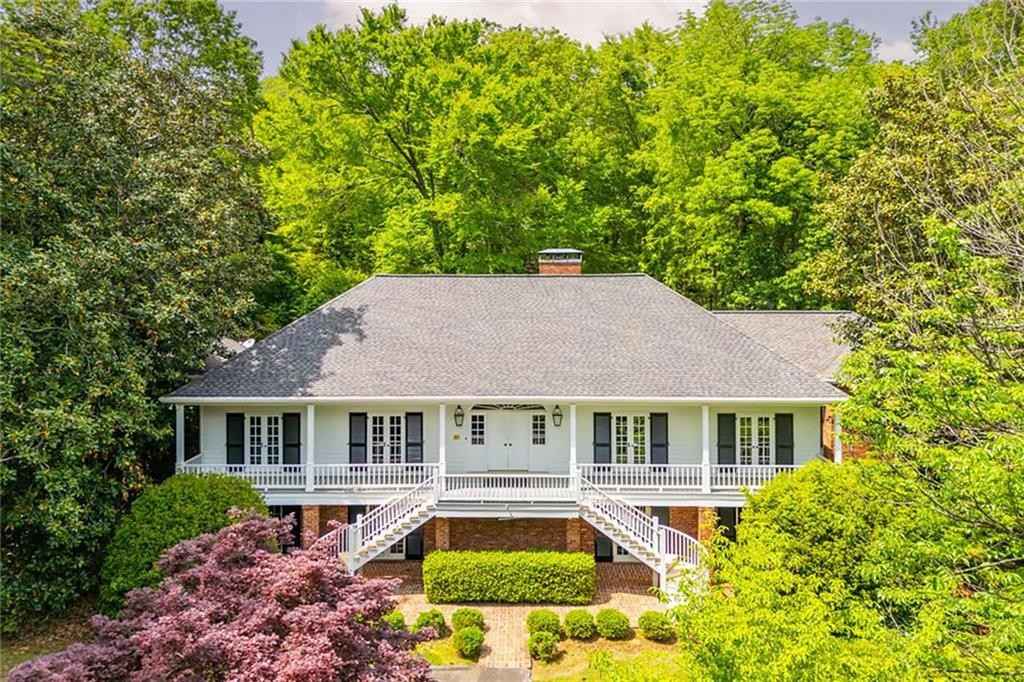 627 Saint Marys Ln NW  