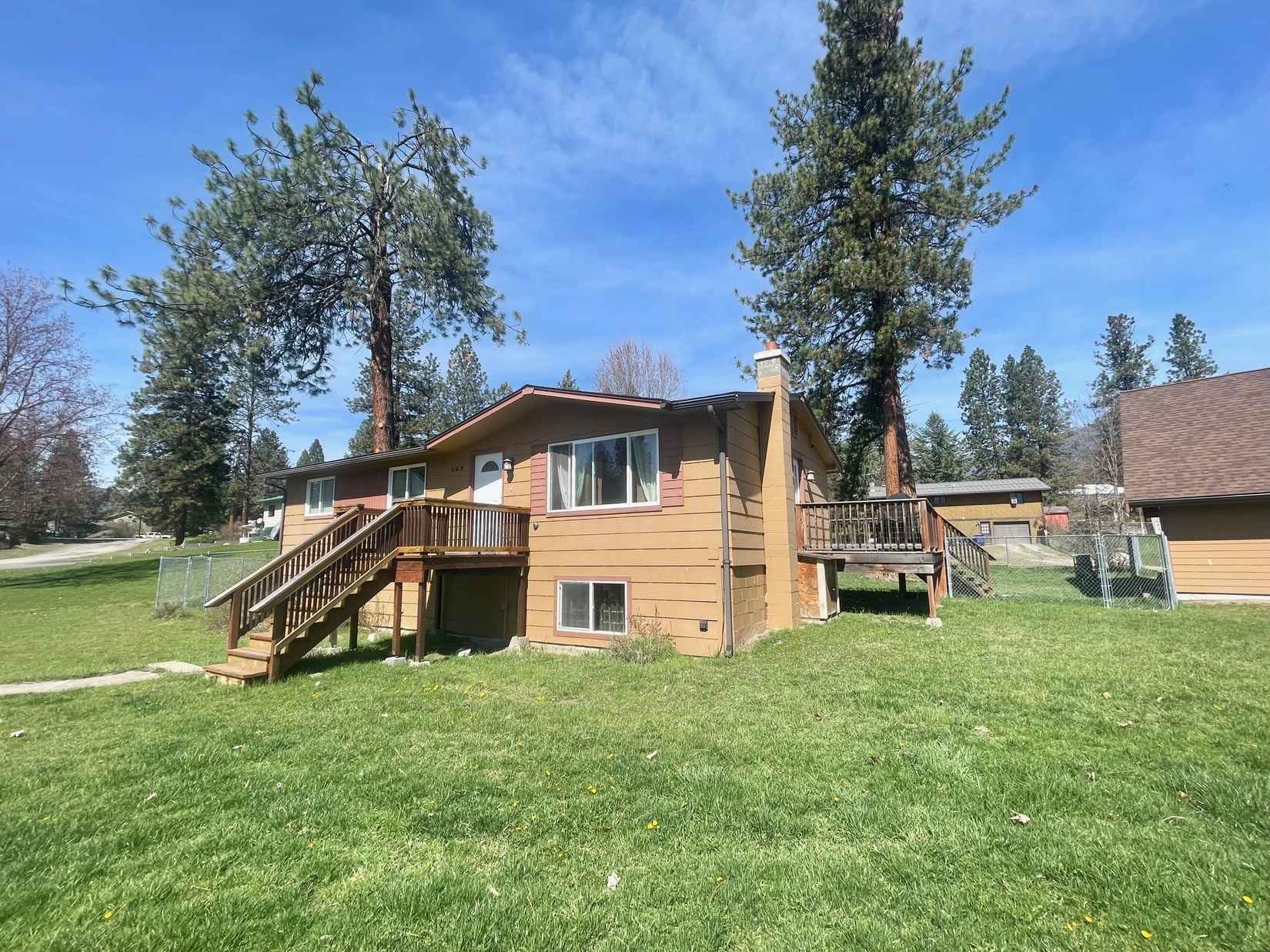 225 Boulder Ave  