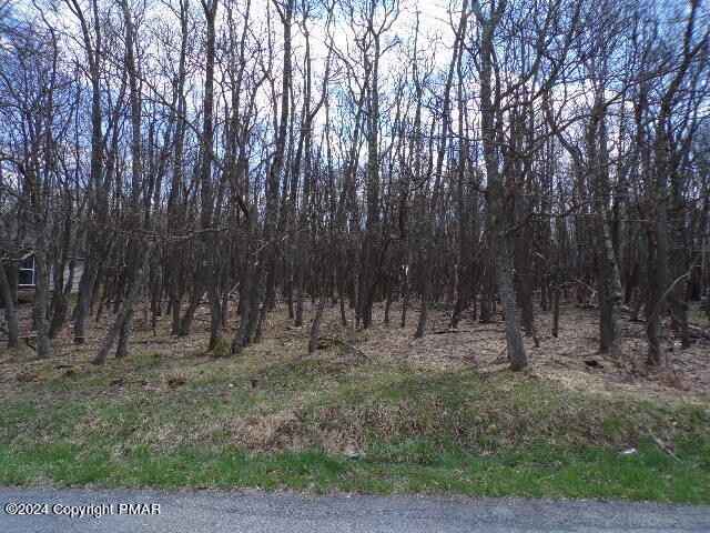 848 849 CRESCENT Way  