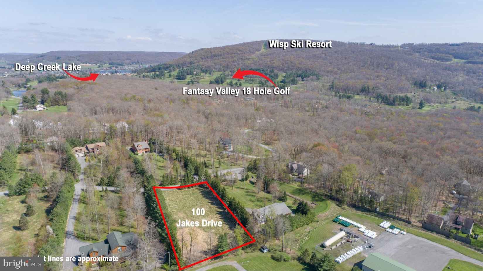 100 JAKES Dr  