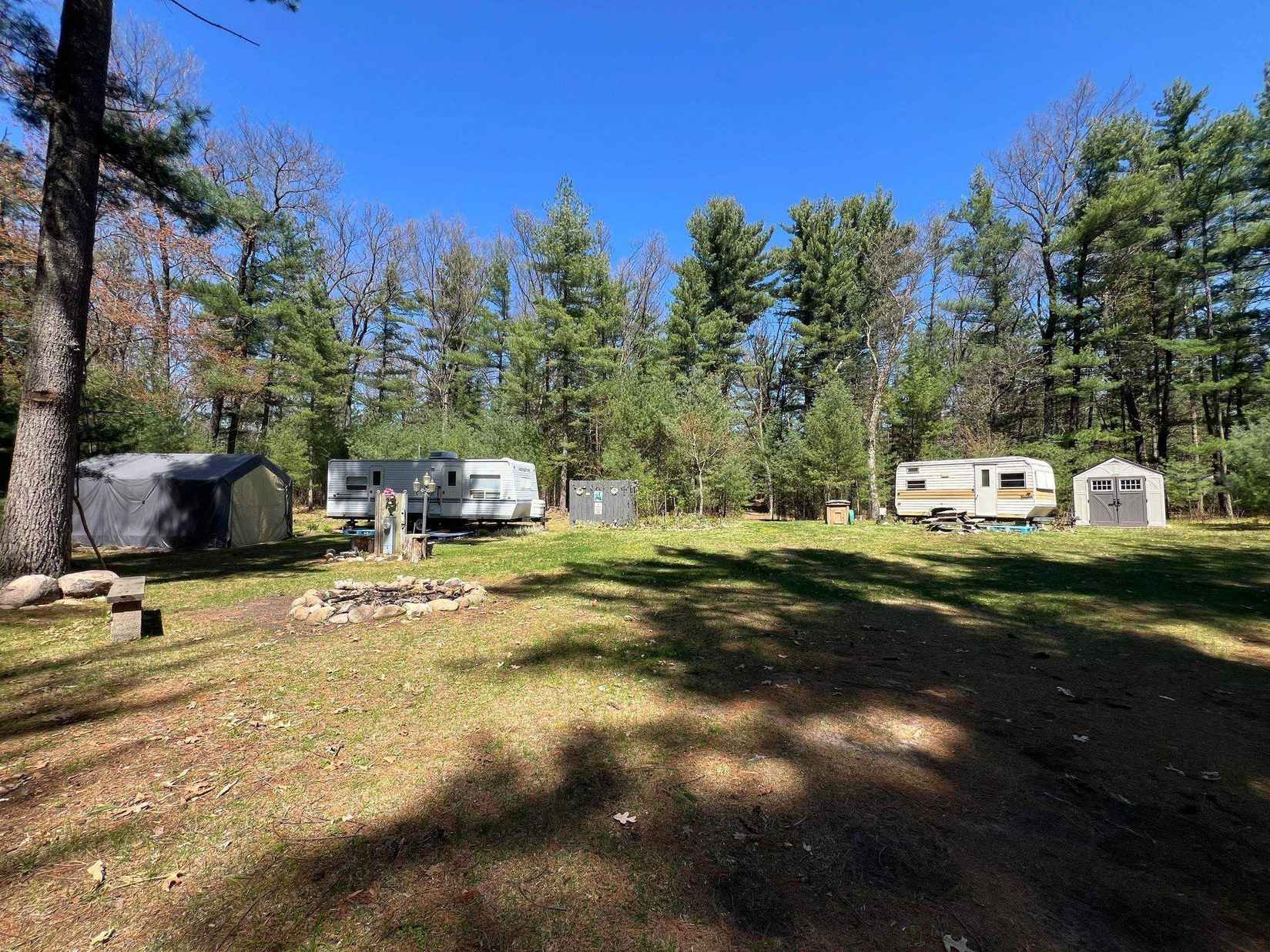 1052 Czech Ln  