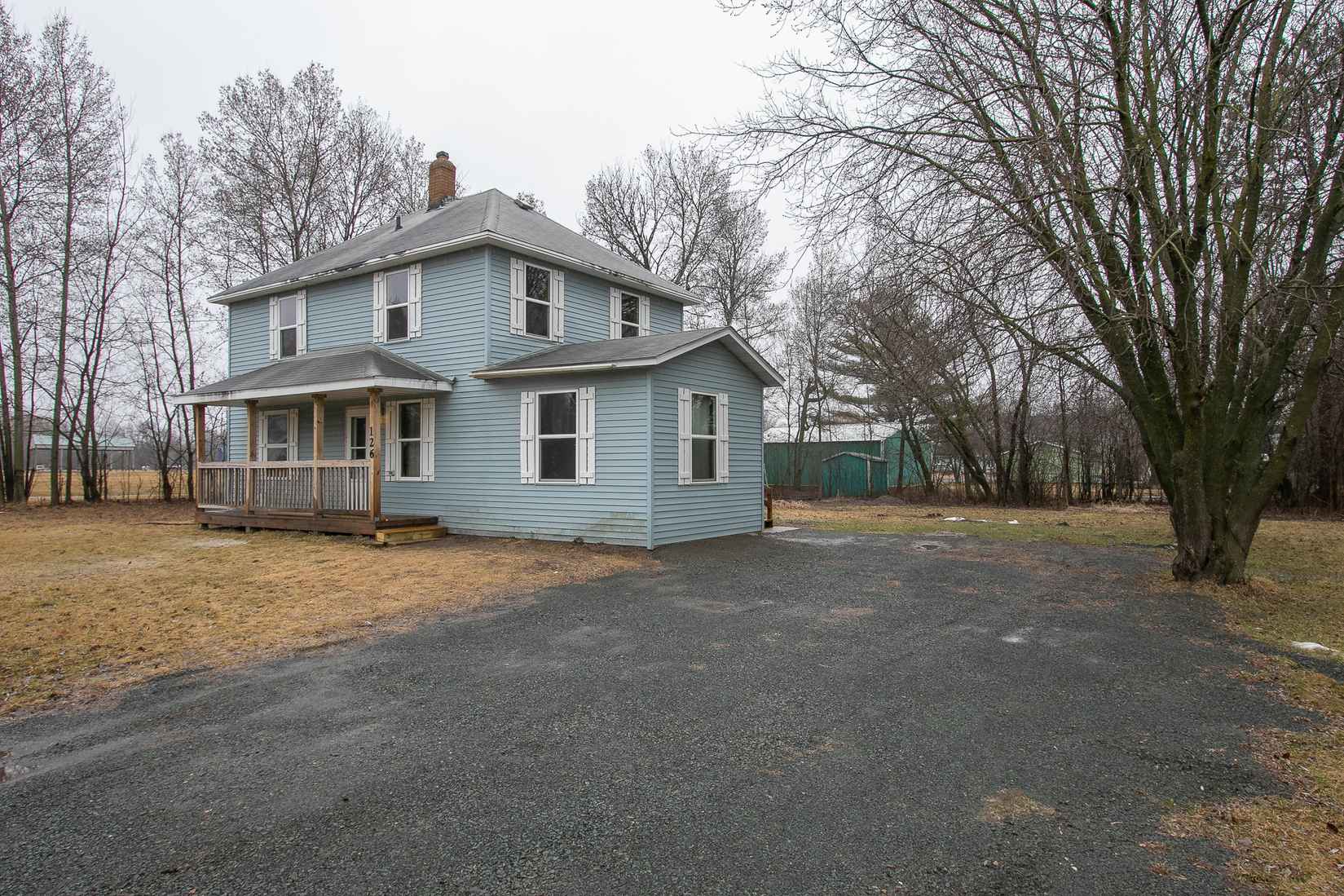 126 Pokegama Ave W  