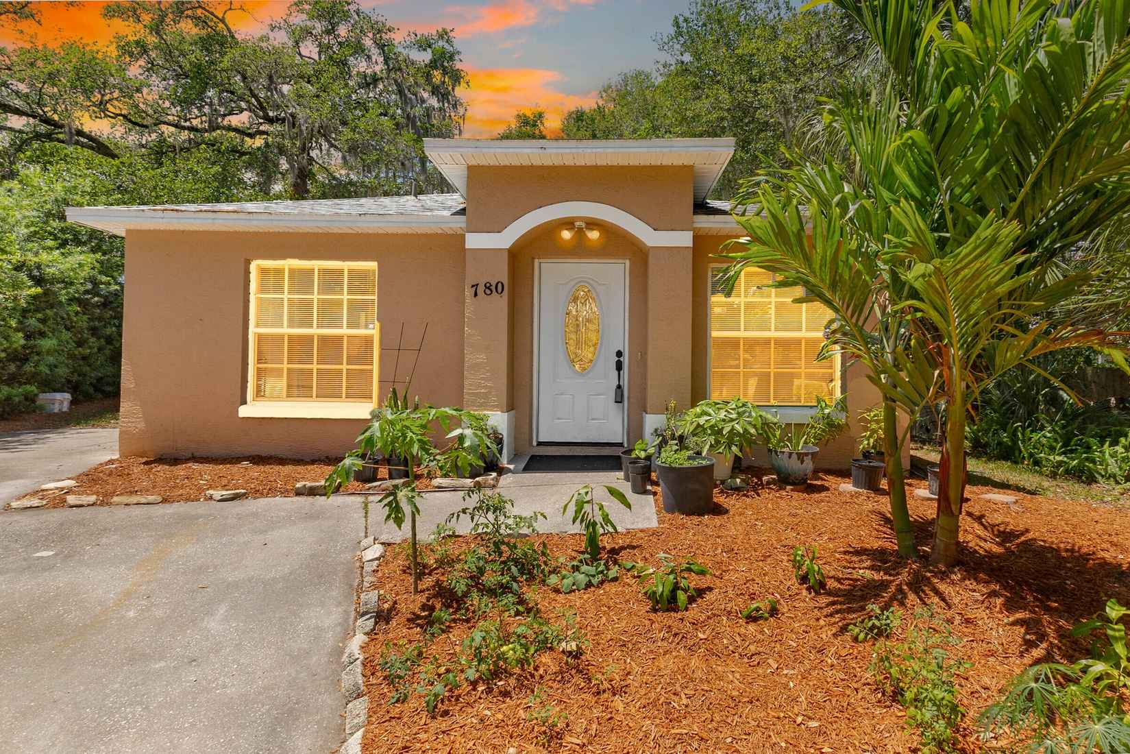 780 Everglades Ct  