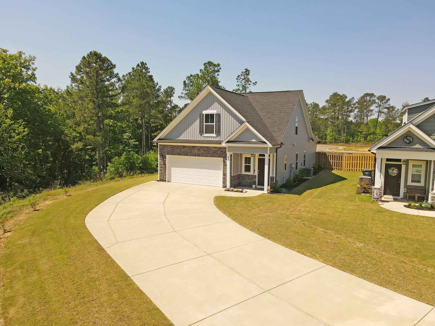 40 COSLETT Dr  