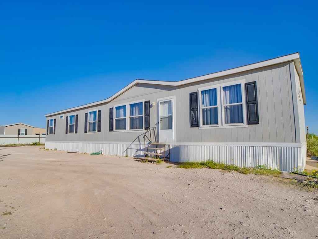 13541 W Cheyenne Dr  