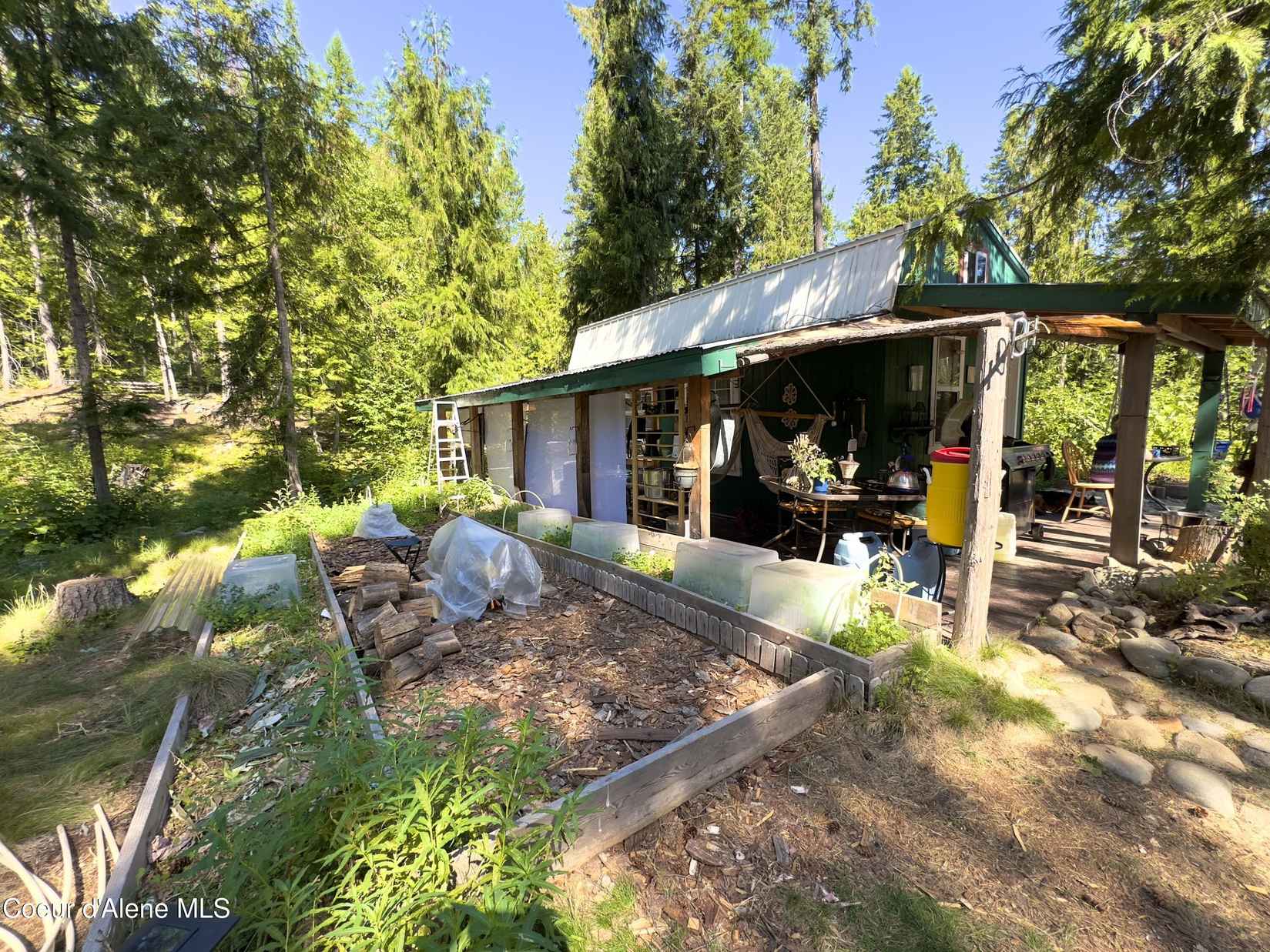 128 Icicle Ln  