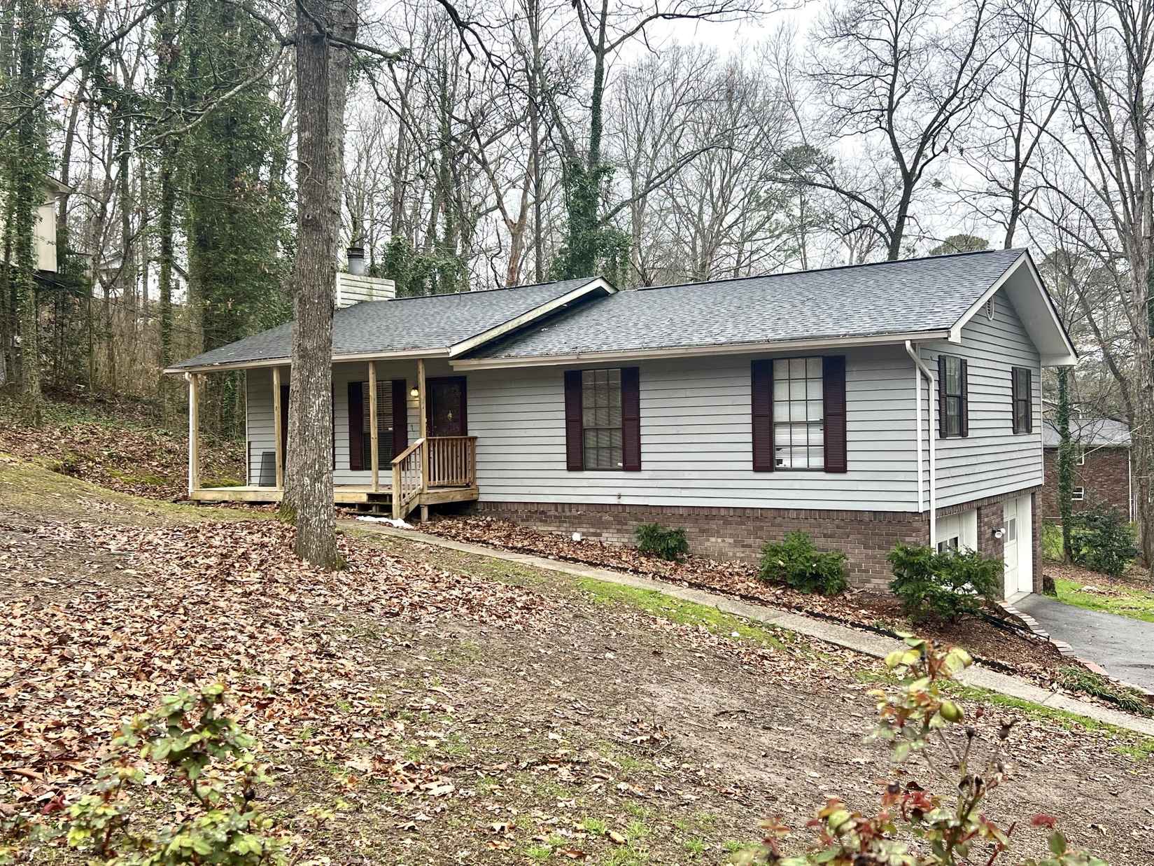 187 Edgemond Cir  