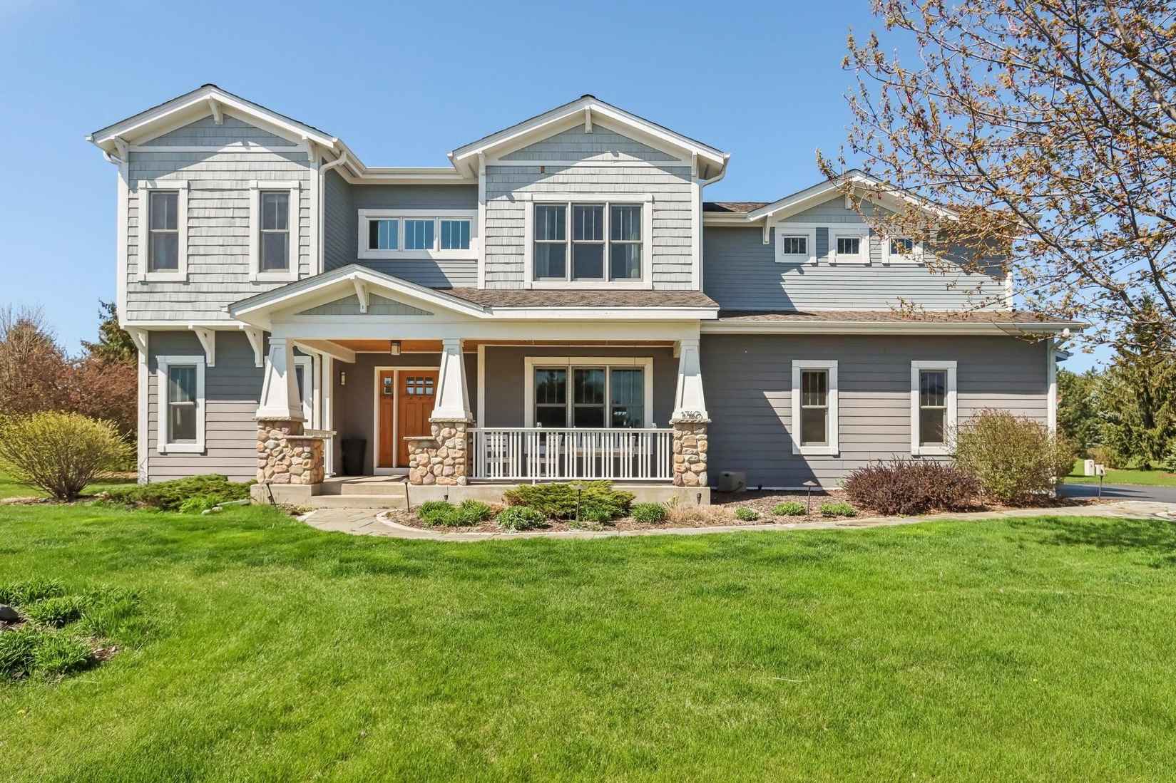 1740 River Lakes Rd North  