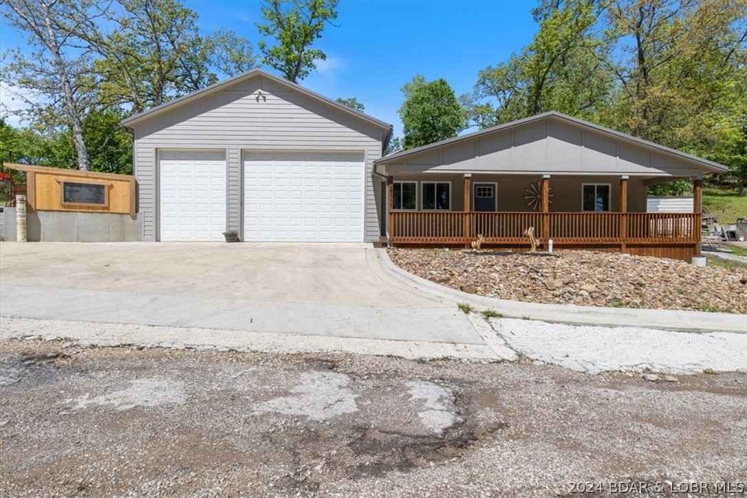29777 Royal Oak Ln  
