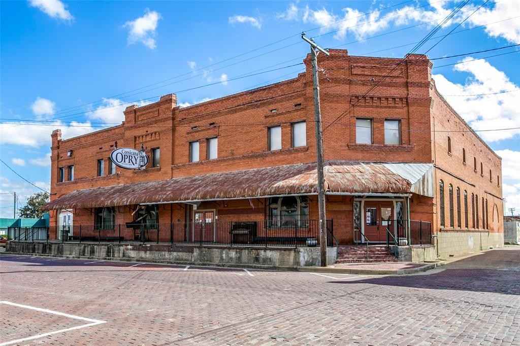 215 G W Jackson Ave  