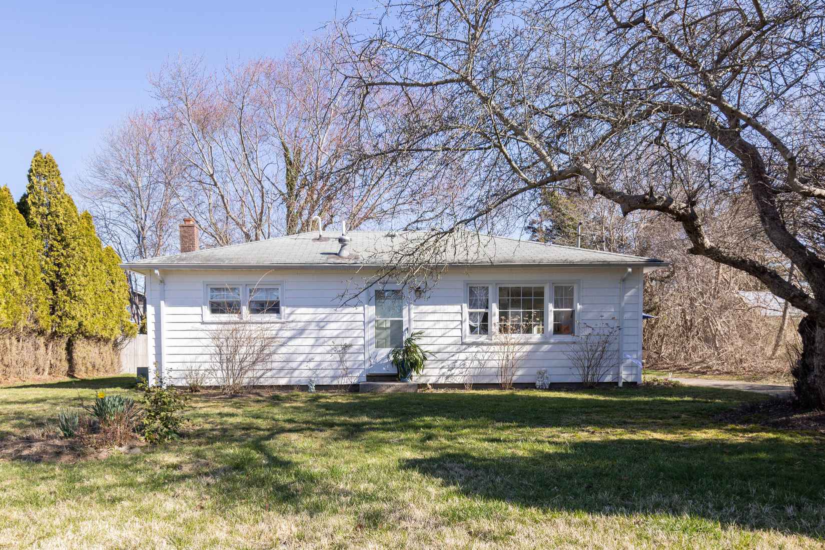 4 Southwind Rd  