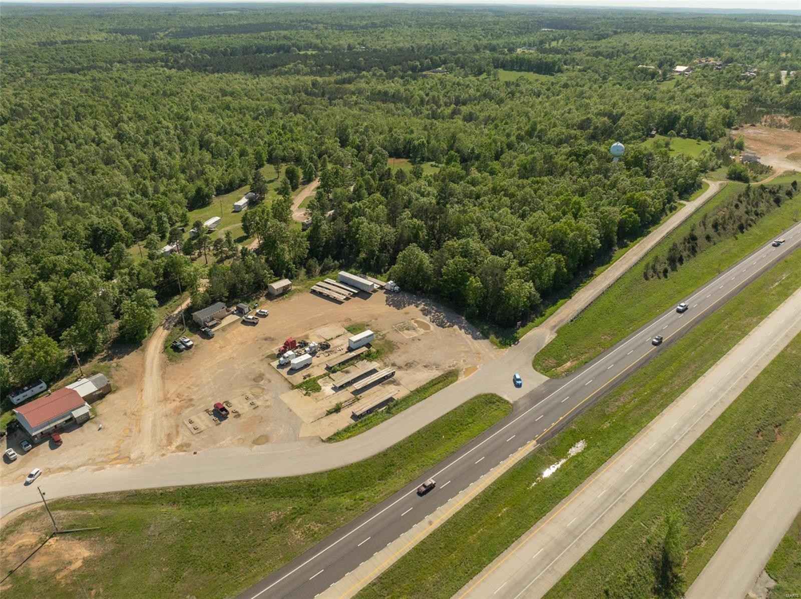 110 South Outer Road US Hwy 60 E  