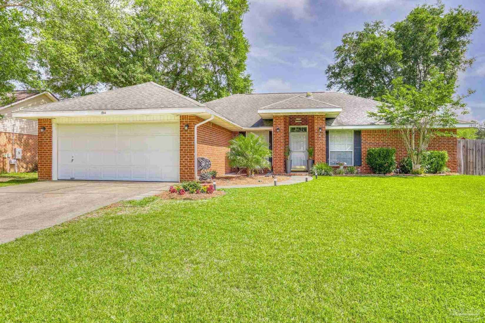 1914 Waxwing Dr  
